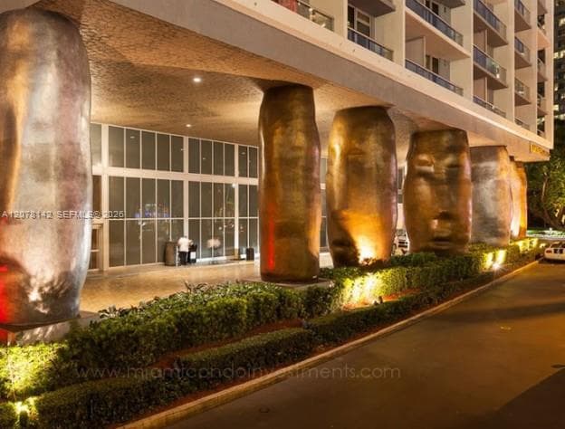 475 Brickell Ave # 3908, Miami, FL 33131 photo 3