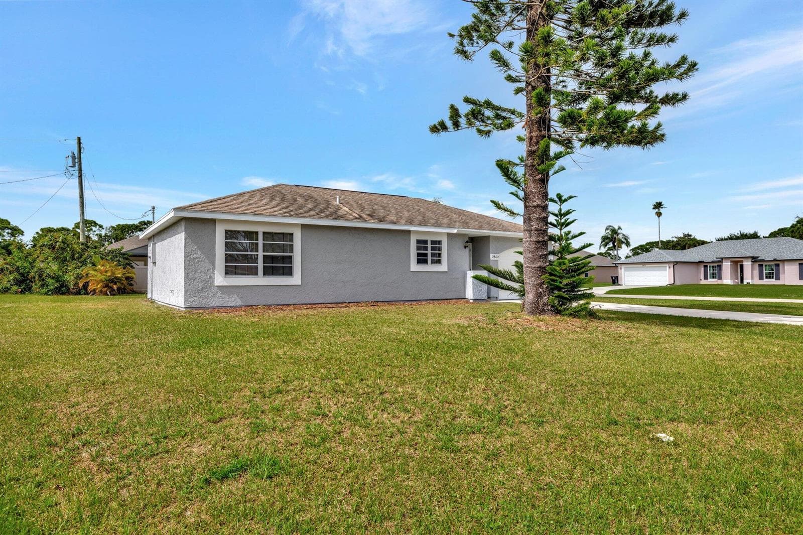 2502 SE CALADIUM Court, Port St. Lucie, FL 34952 photo 2
