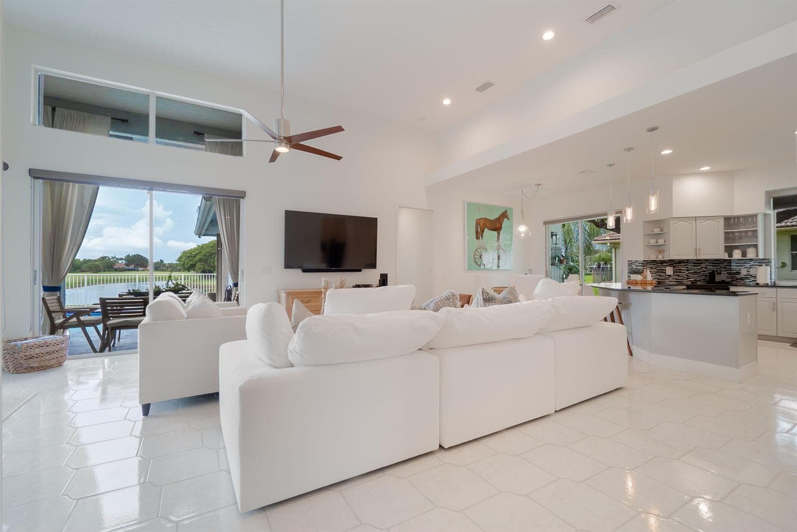 1907 S Club Drive, Wellington, FL 33414 photo 3