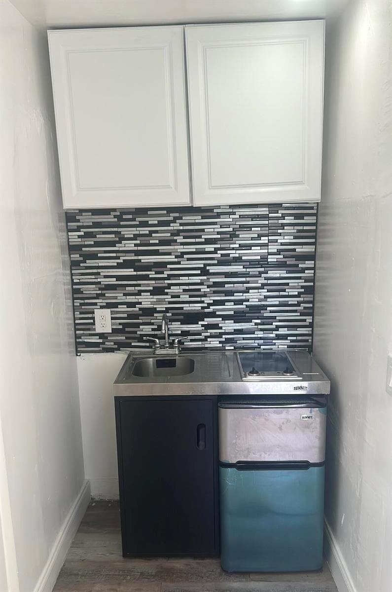 810 NW 40TH # 1-3, Oakland Park, FL 33309 photo 3