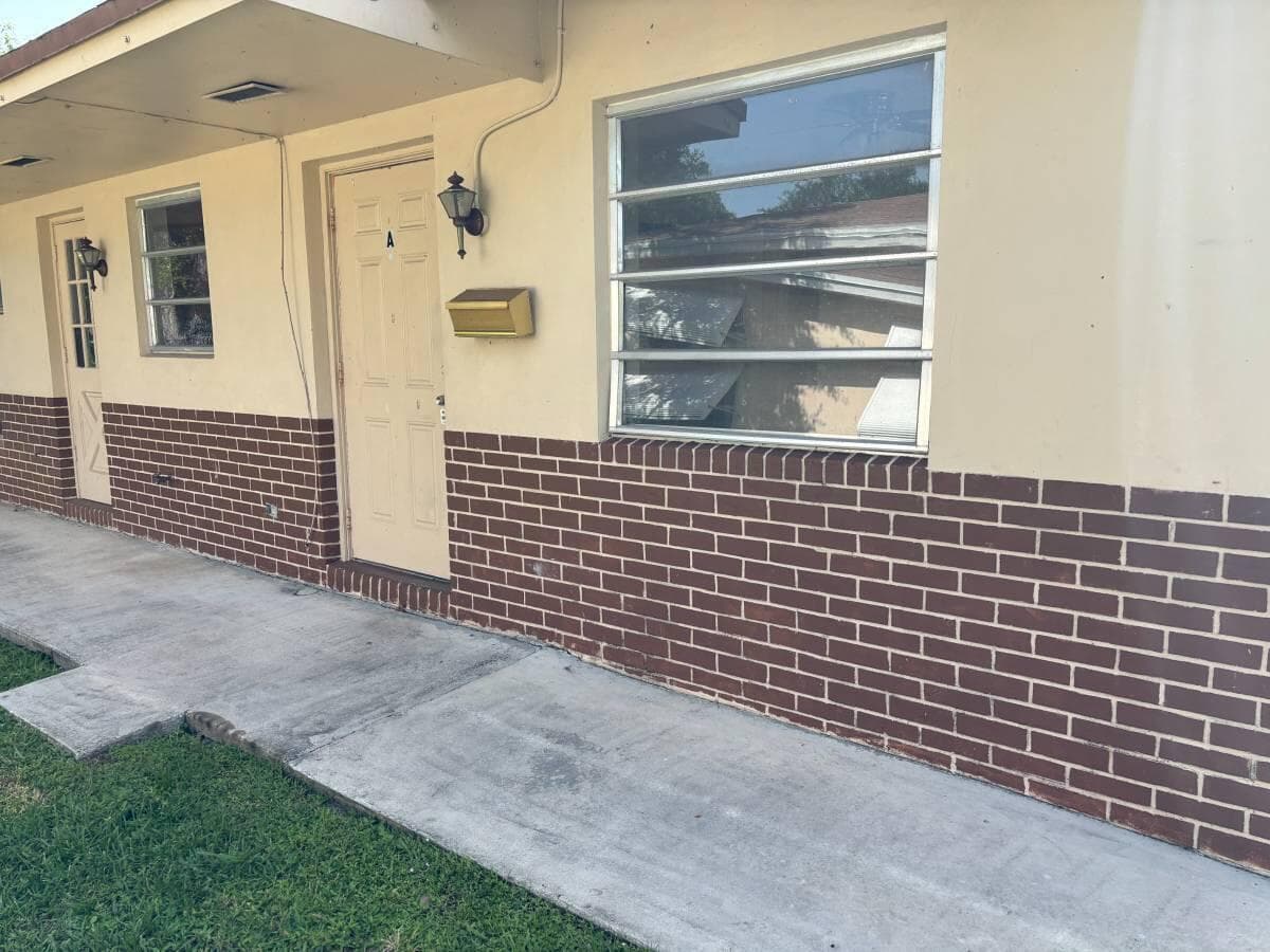 2541 Taylor Street # 1, Hollywood, FL 33020 photo 2