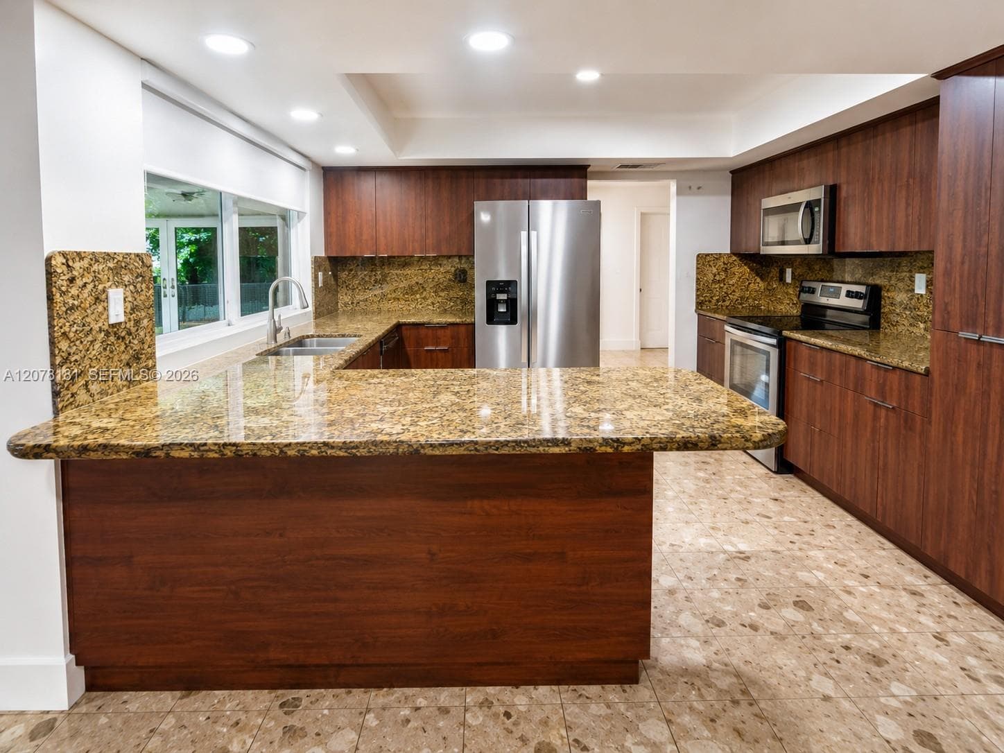 15330 Durnford Dr, Miami Lakes, FL 33014 photo 3