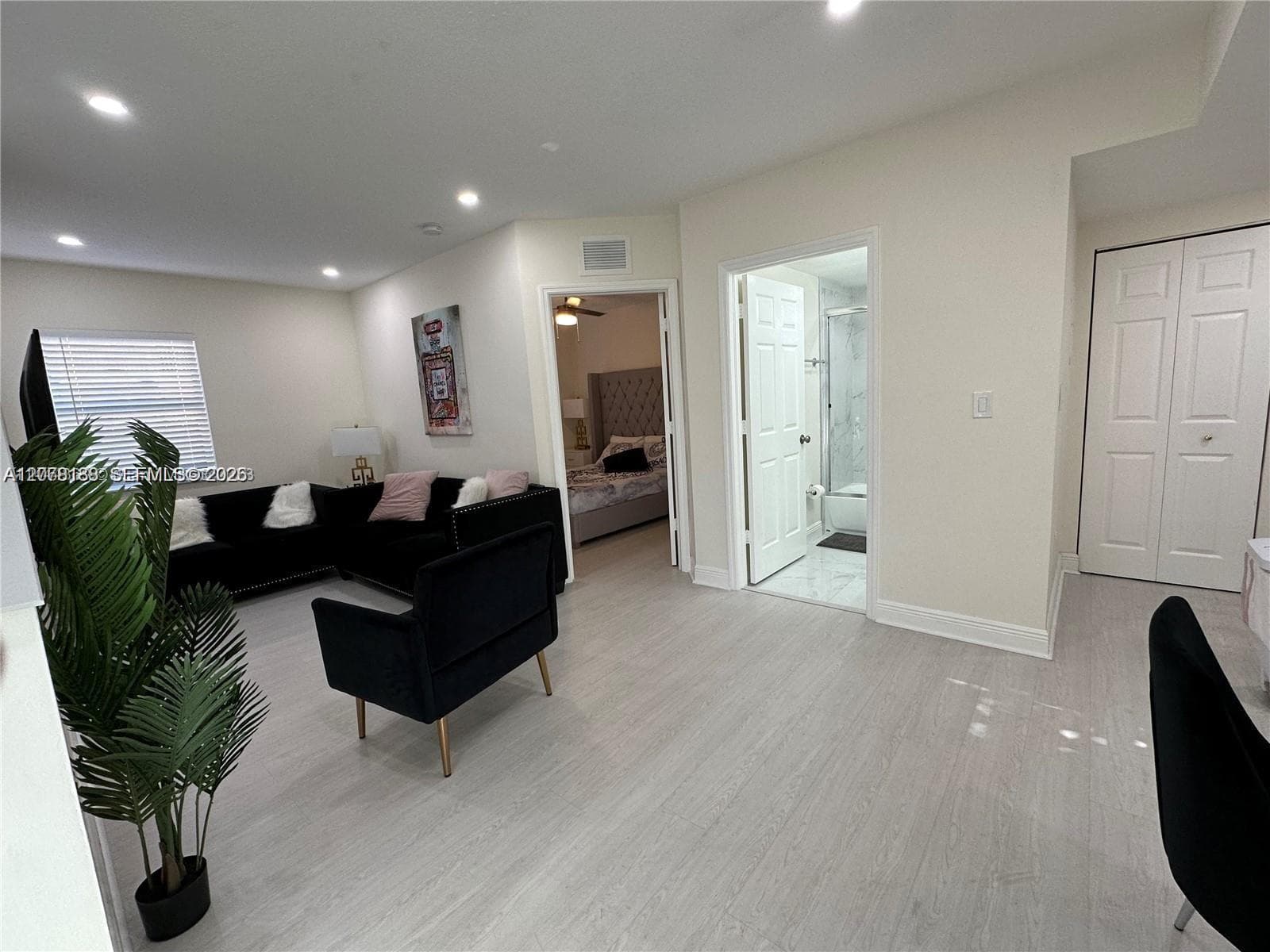 875 NW 2nd St, Miami, FL 33128 photo 3