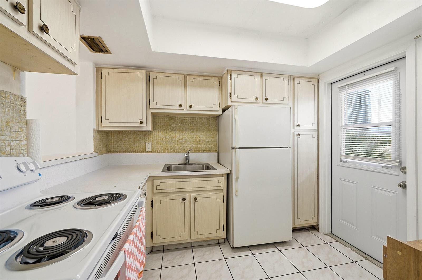 1333 E HALLANDALE BEACH Boulevard # 335, Hallandale Beach, FL 33009 photo 4