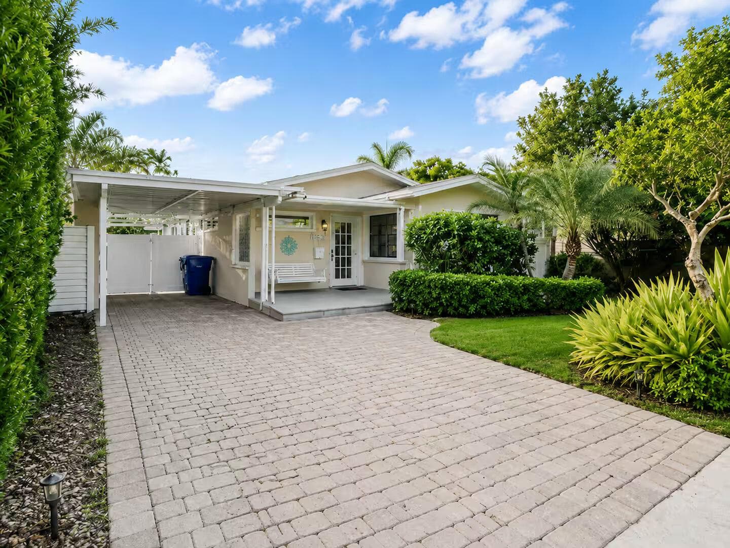 1507 GARFIELD Street, Hollywood, FL 33020 photo 2