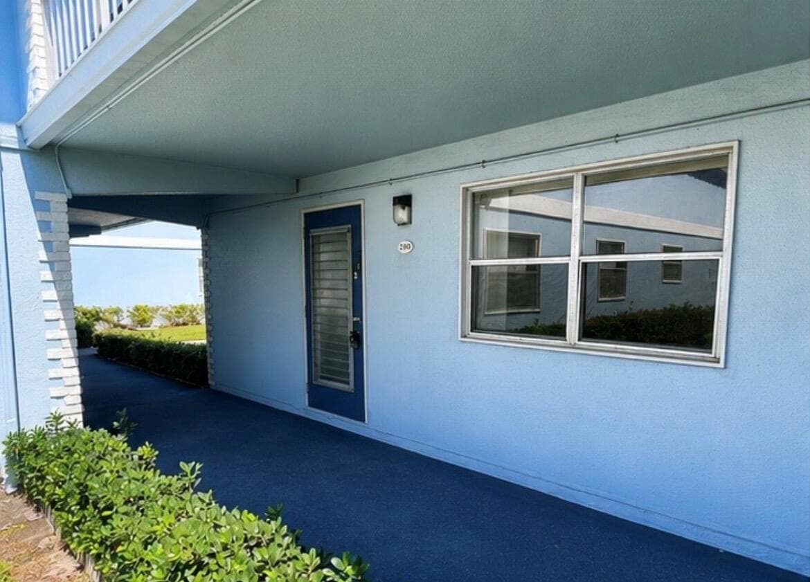 260 BRITTANY F, Delray Beach, FL 33446 photo 2
