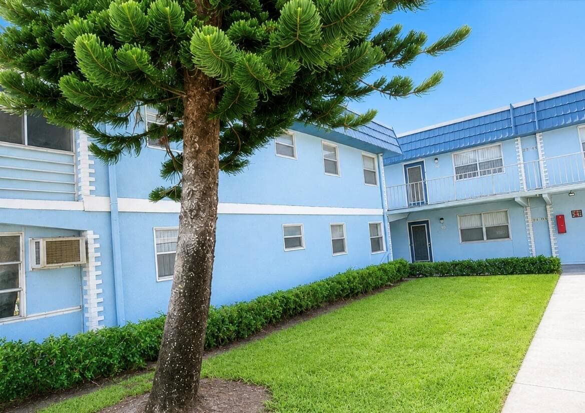 260 BRITTANY F, Delray Beach, FL 33446 photo 3