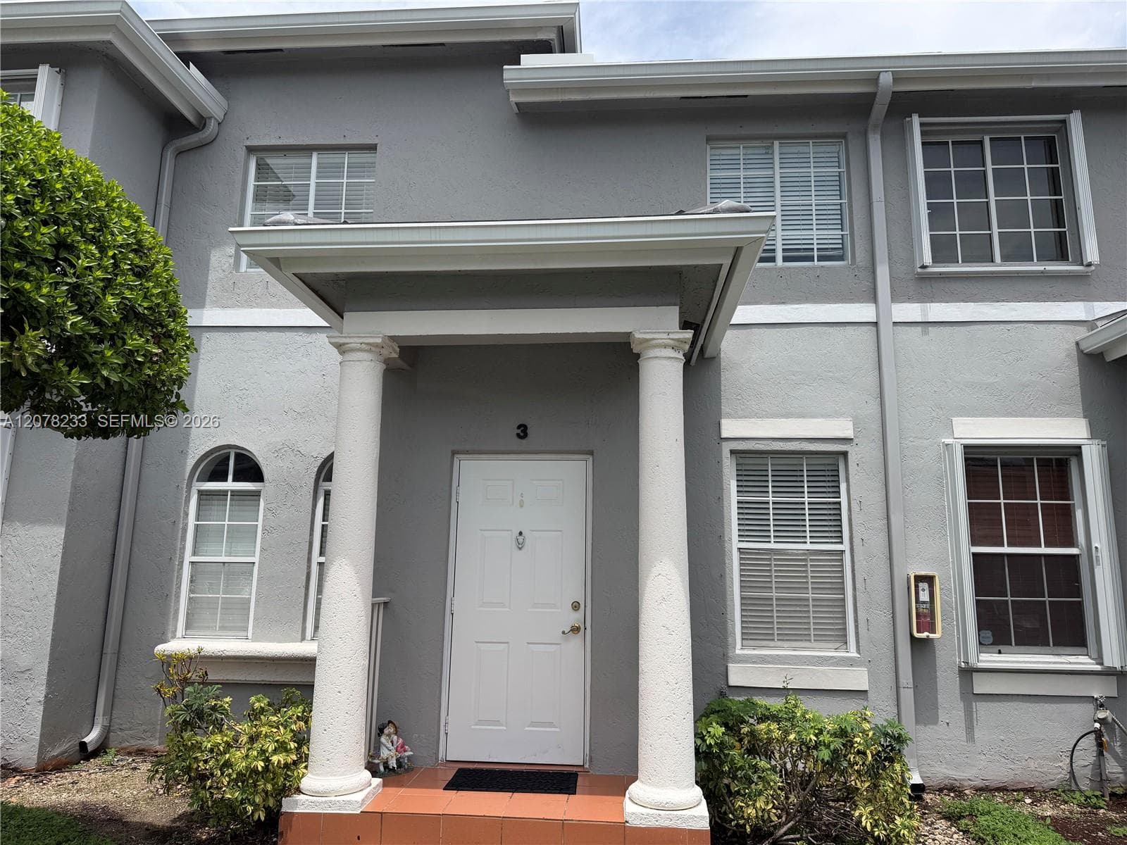 5240 NW 109th Ave # 3, Doral, FL 33178