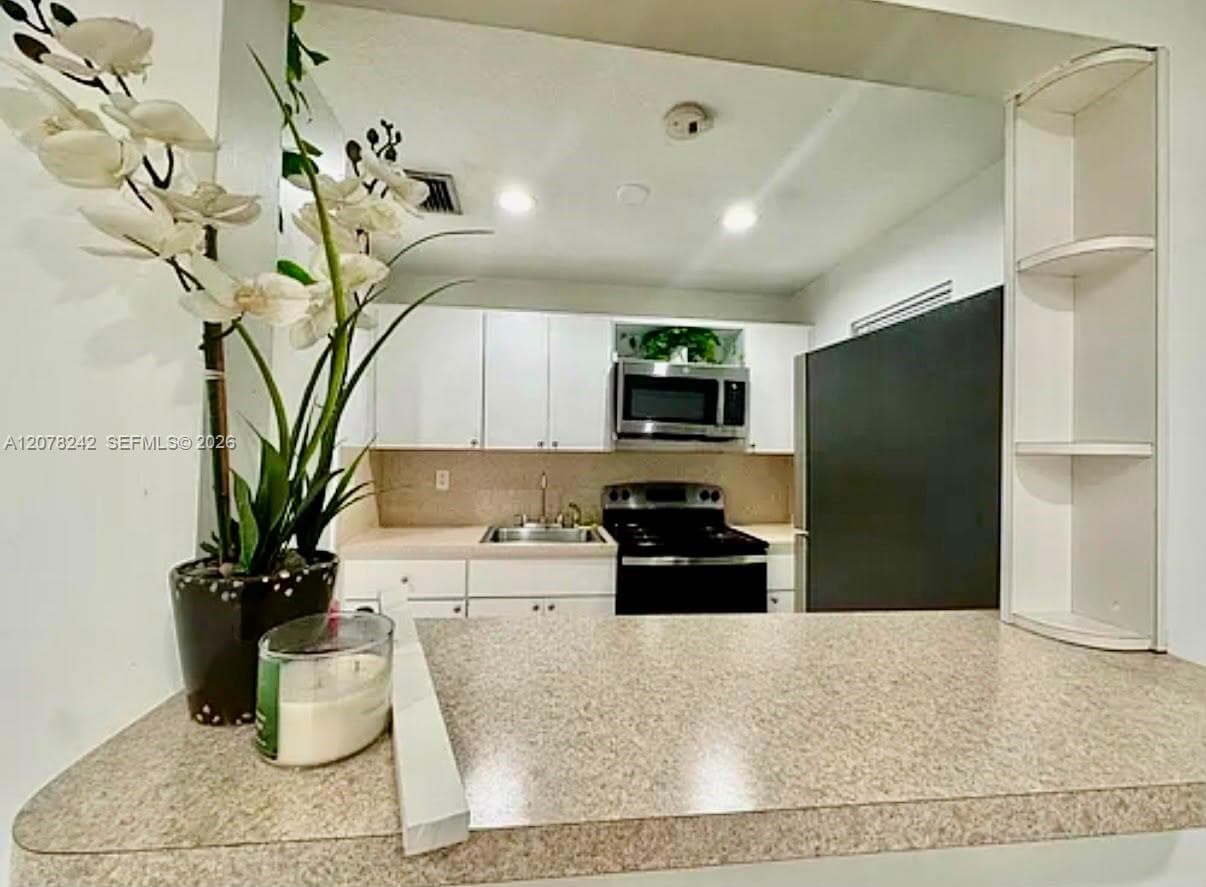 201 SW 19th Ave # 3, Miami, FL 33135 photo 2