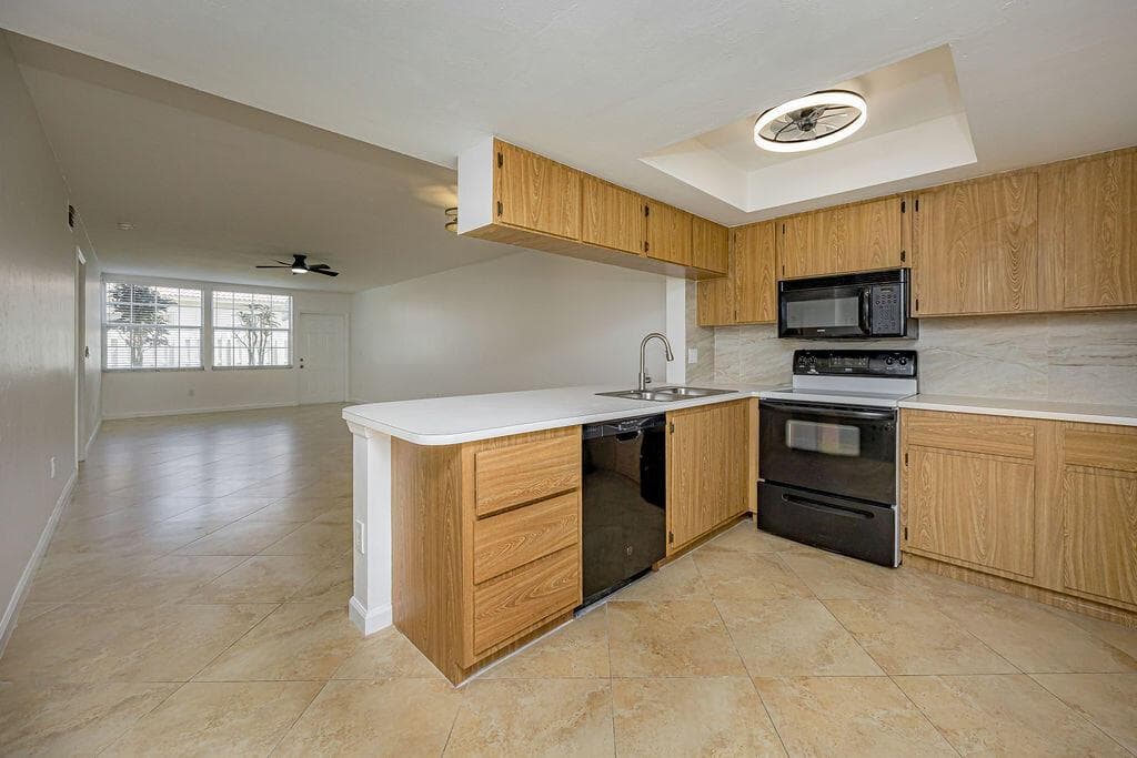 1501 PALM BEACH TRACE Drive, Royal Palm Beach, FL 33411 photo 3