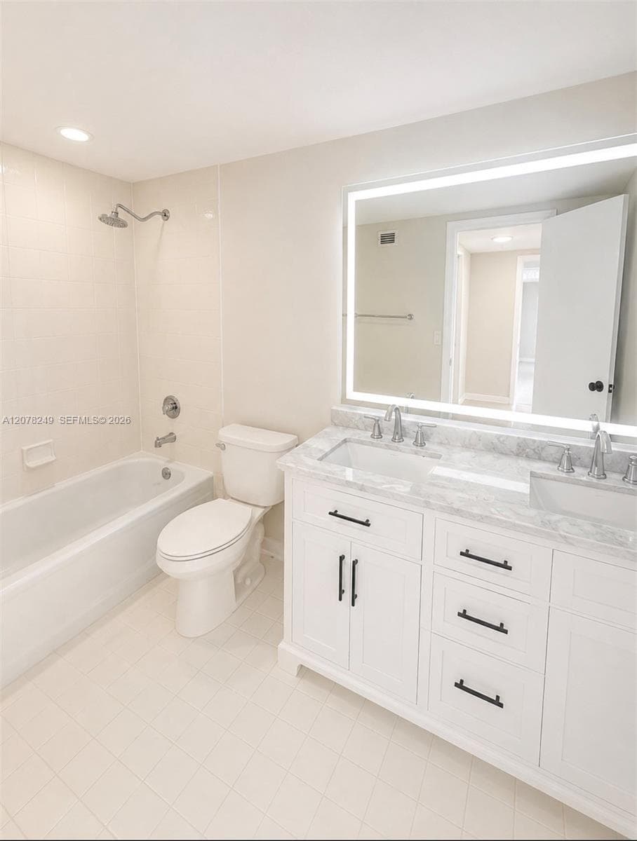 600 Three Islands Blvd # 1707, Hallandale Beach, FL 33009 photo 3