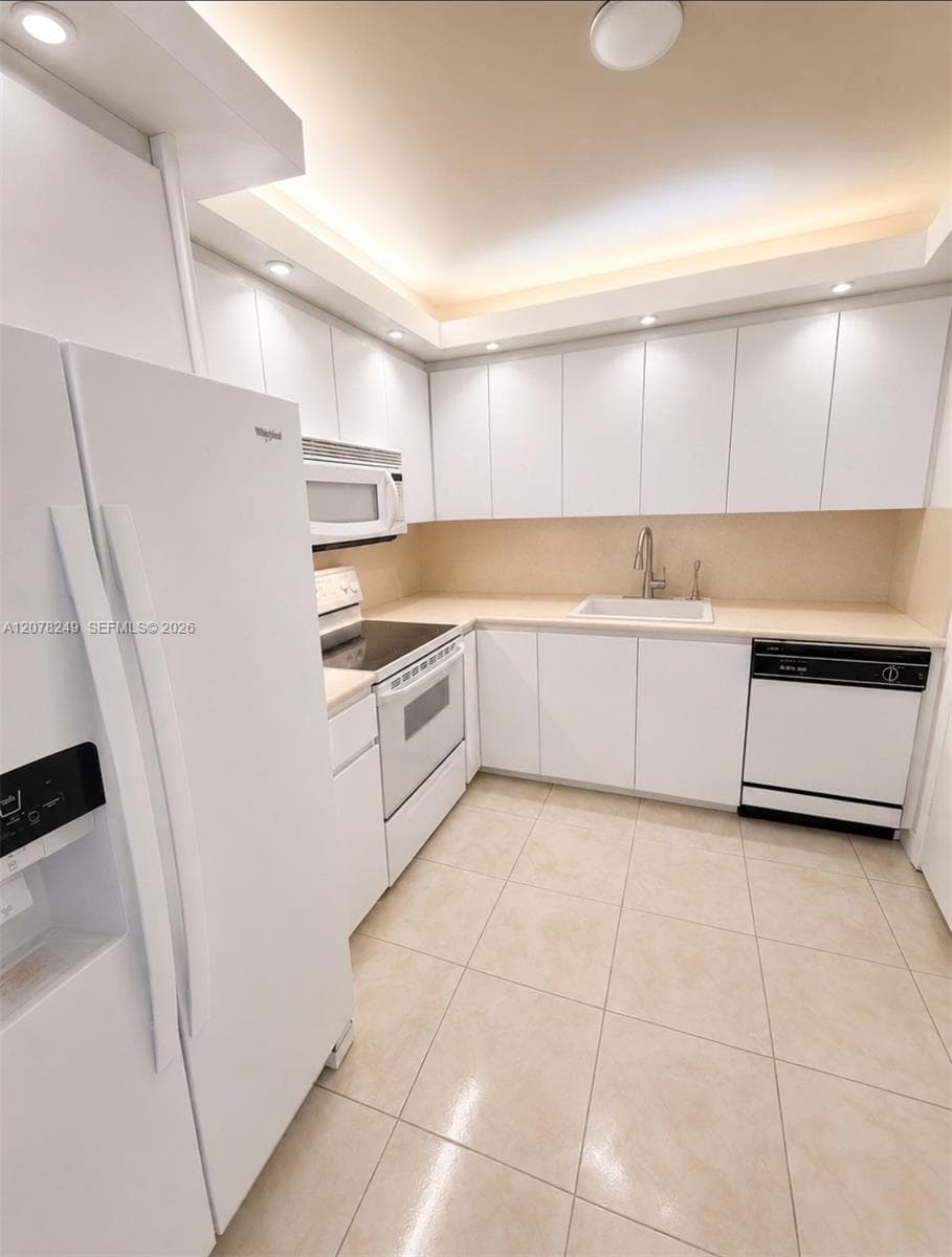 600 Three Islands Blvd # 1707, Hallandale Beach, FL 33009