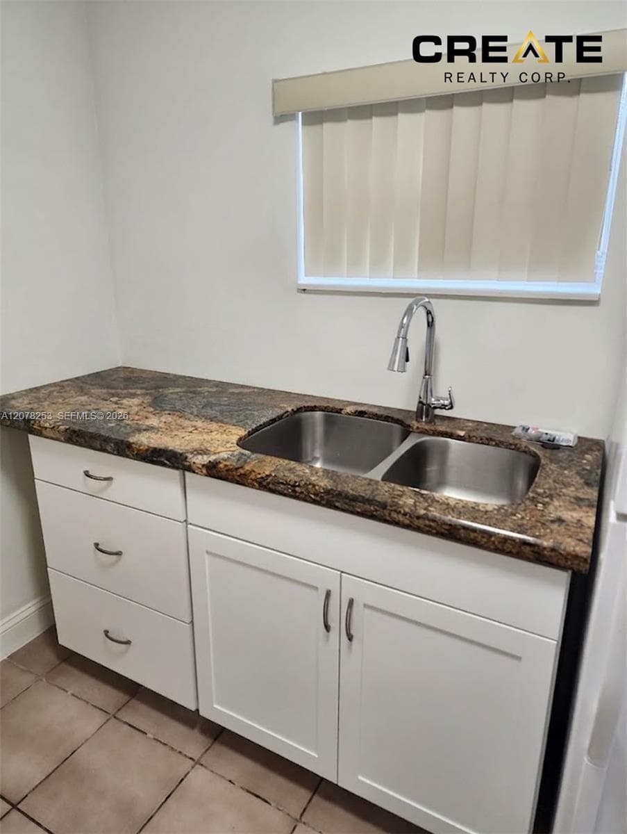 120 NW 18th Ave, Miami, FL 33125 photo 5