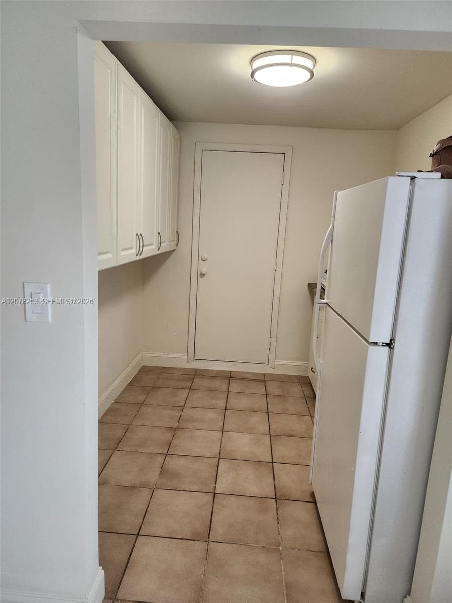 120 NW 18th Ave, Miami, FL 33125 photo 4