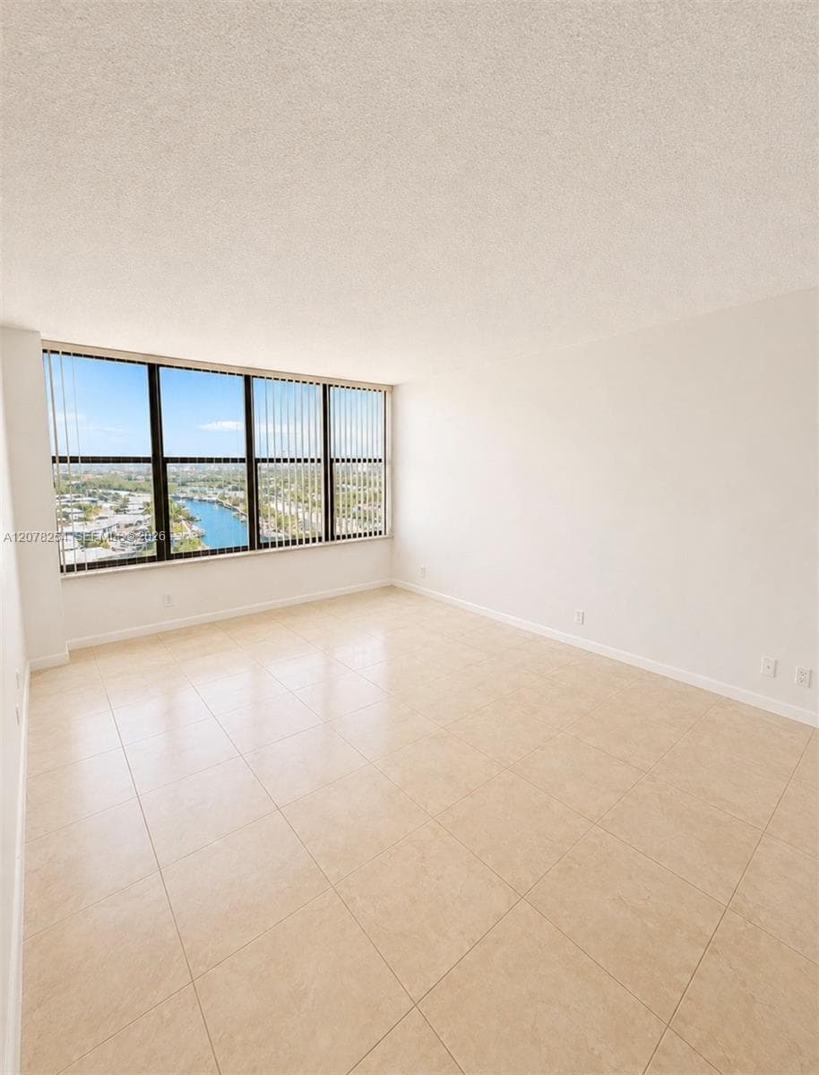 2500 Parkview Dr # 1207, Hallandale Beach, FL 33009 photo 4
