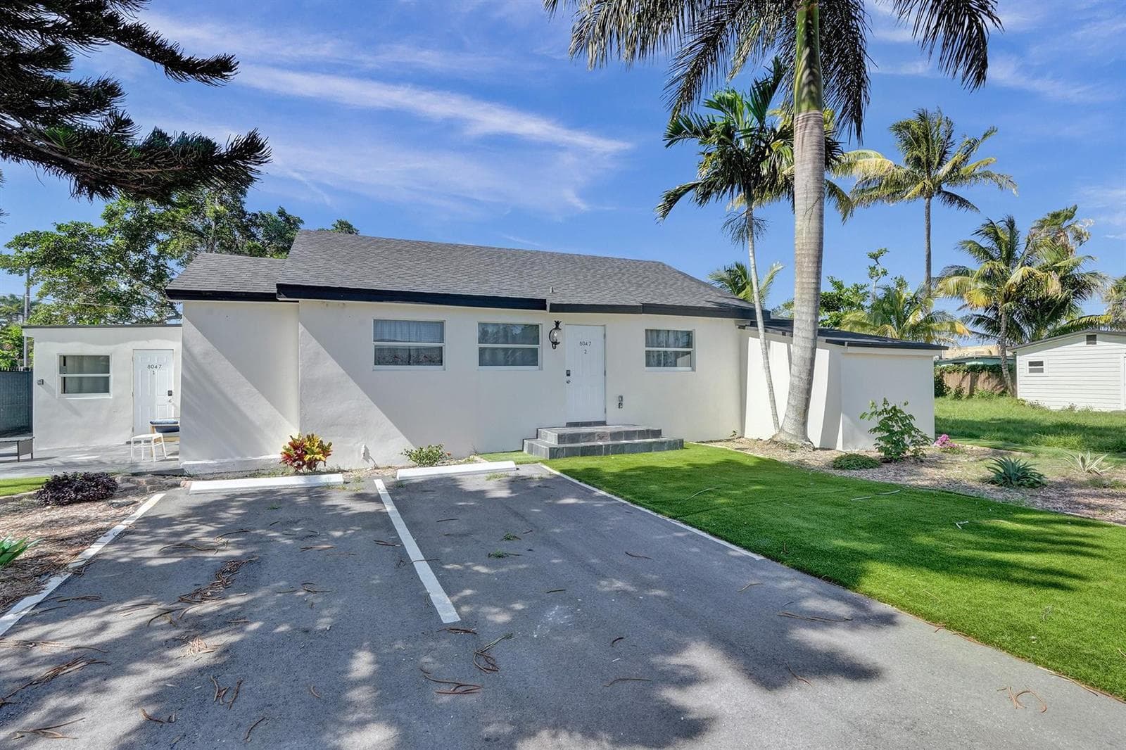 8047 NW 1st Place, Miami, FL 33150 photo 2
