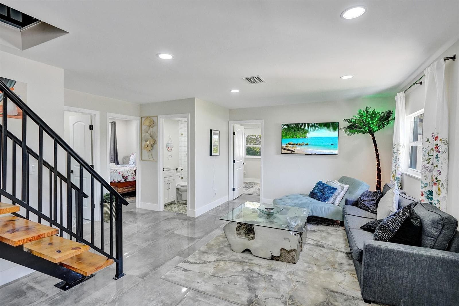 8047 NW 1st Place, Miami, FL 33150 photo 5