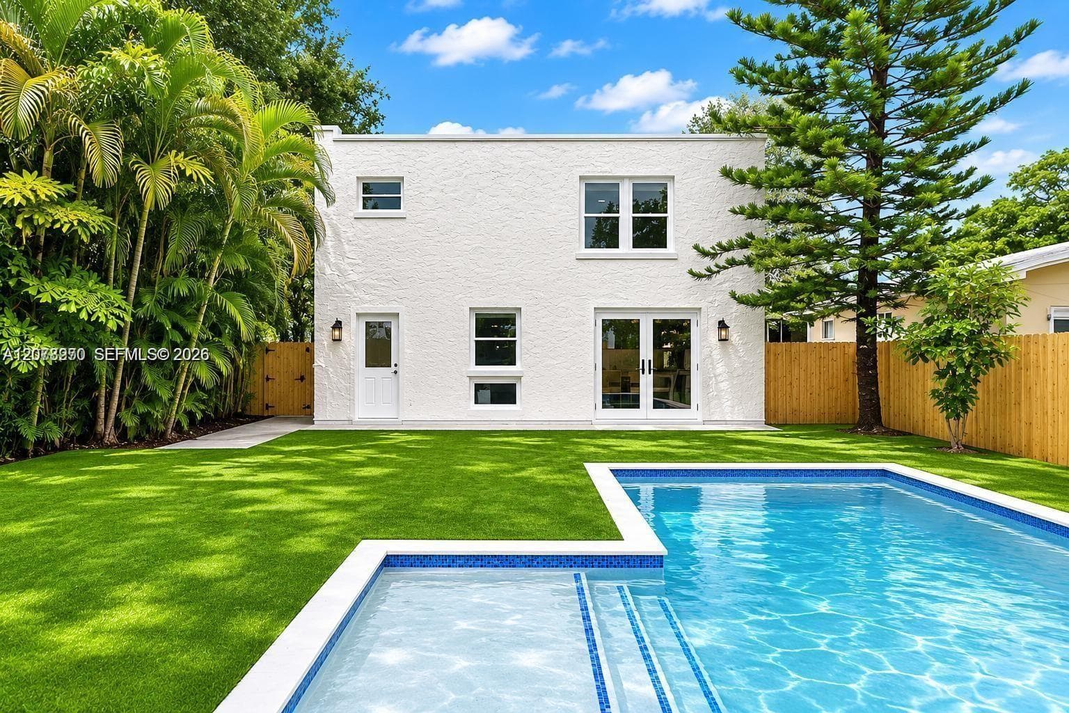 22 NE 44th St # 0, Miami, FL 33137 photo 3