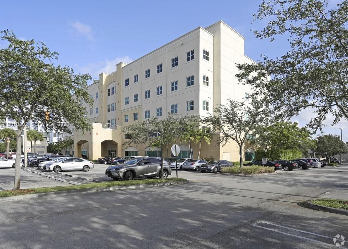 3650 NW 82nd Ave # PH506, Doral, FL 33166 photo 2