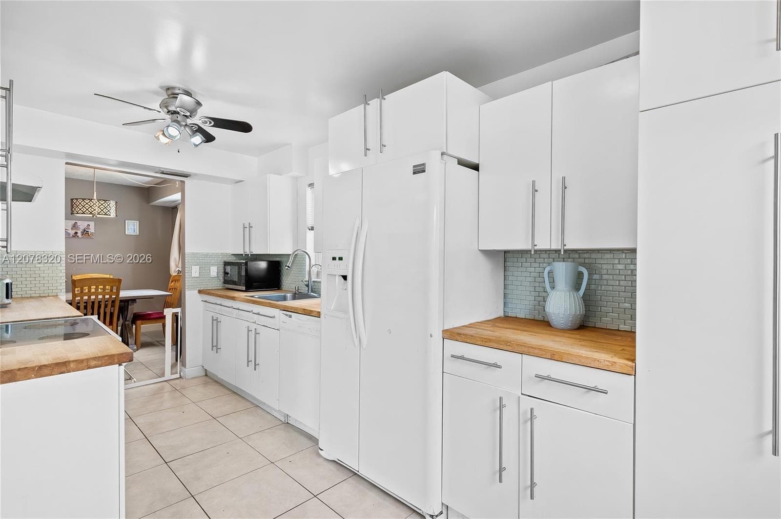 8002 Lagos De Campo Blvd # B-101, Tamarac, FL 33321 photo 3