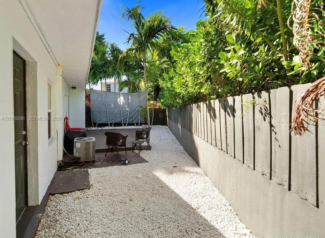 3124 SW 1st Ave # 3126B, Miami, FL 33129 photo 2