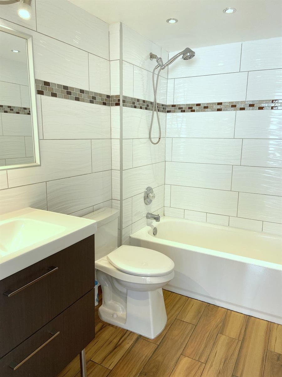 16546 NE 26 Avenue # 5J, North Miami Beach, FL 33160 photo 3