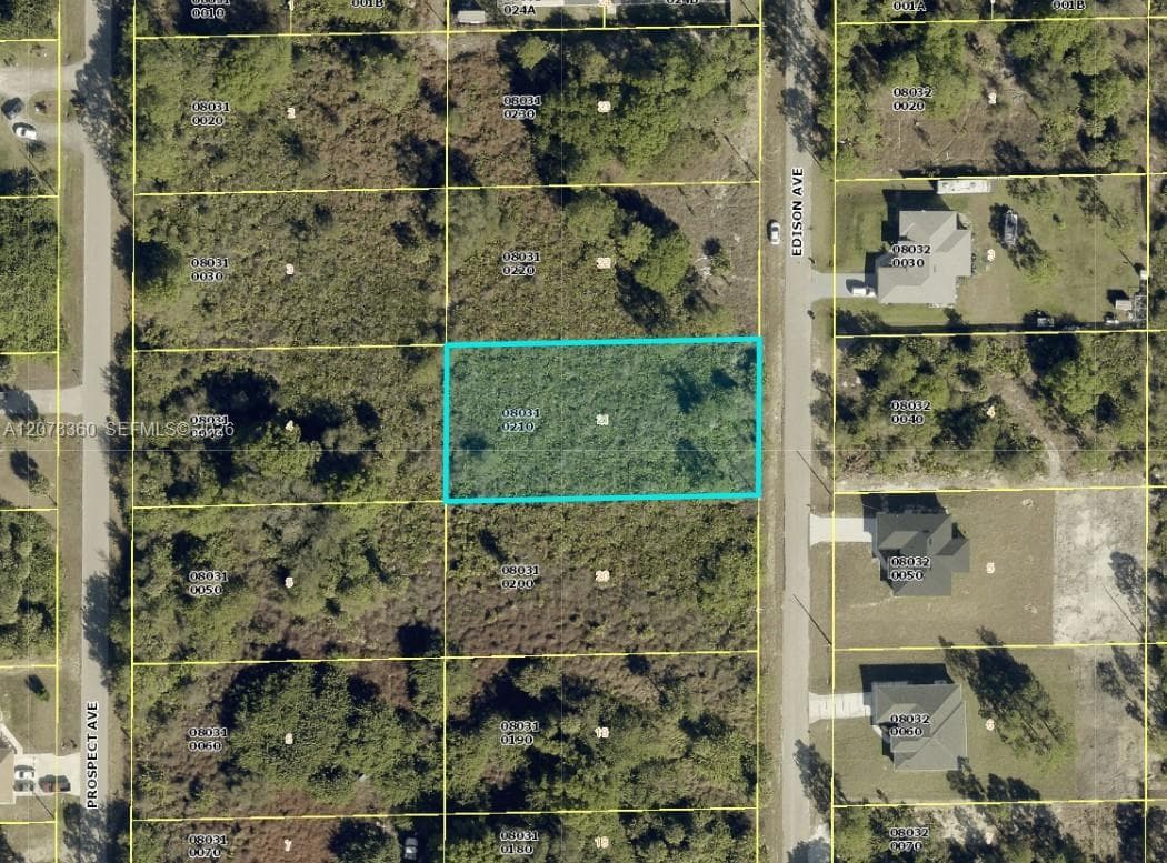 1417 Edison Ave, Lehigh Acres, FL 33972 photo 2