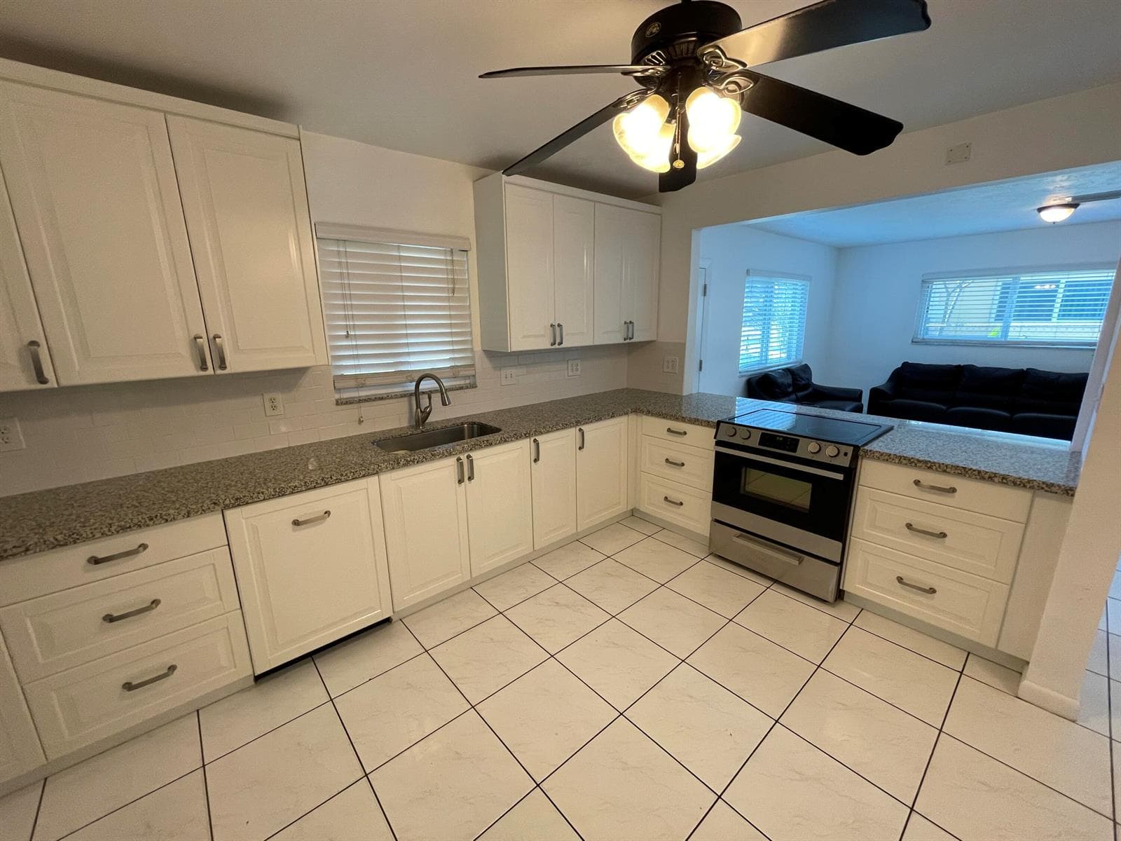 845 NW 10TH Avenue, Dania Beach, FL 33004 photo 3
