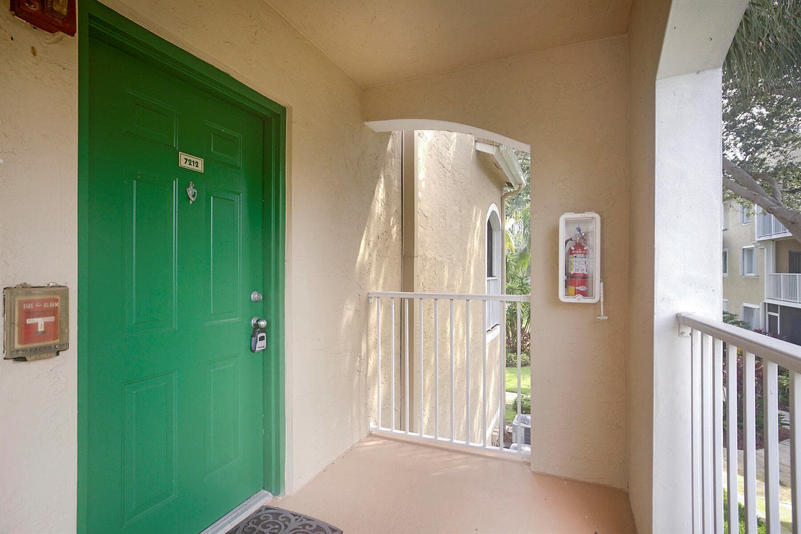 272 VILLAGE Boulevard # 7212, Tequesta, FL 33469 photo 3