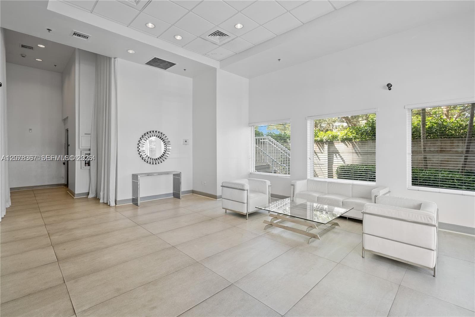 6362 Collins Ave # 310, Miami Beach, FL 33141 photo 3