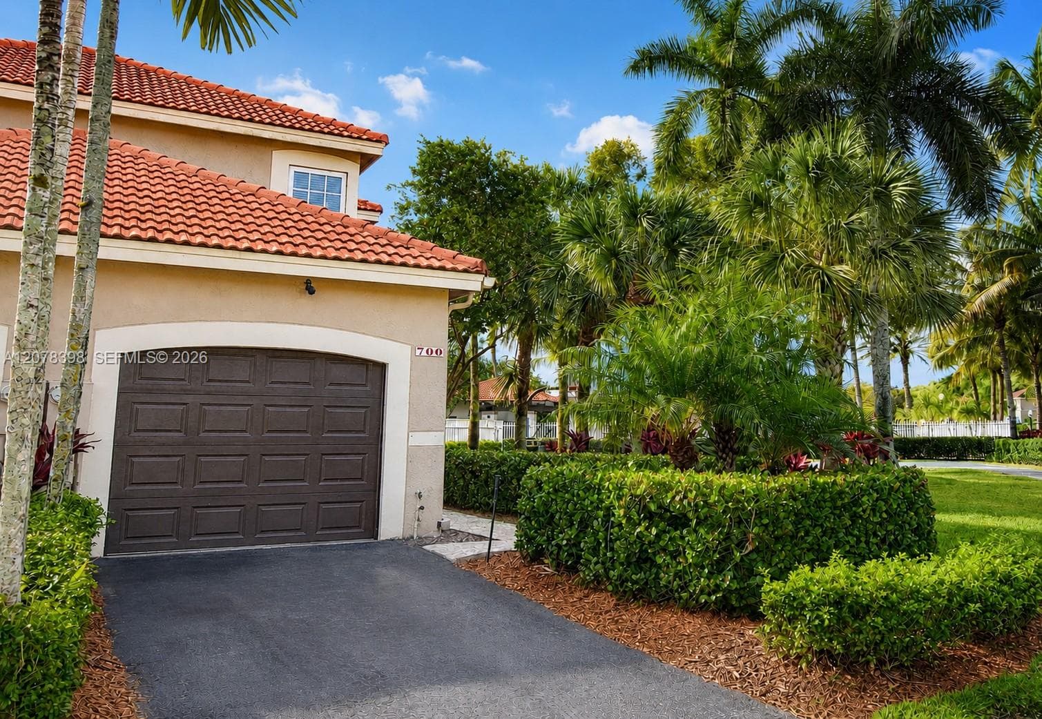700 Sorrento Dr, Weston, FL 33326 photo 5