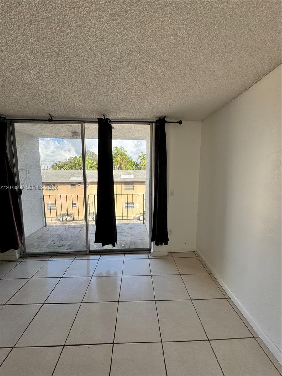 12105 NE 6th Ave # 304, North Miami, FL 33161 photo 3