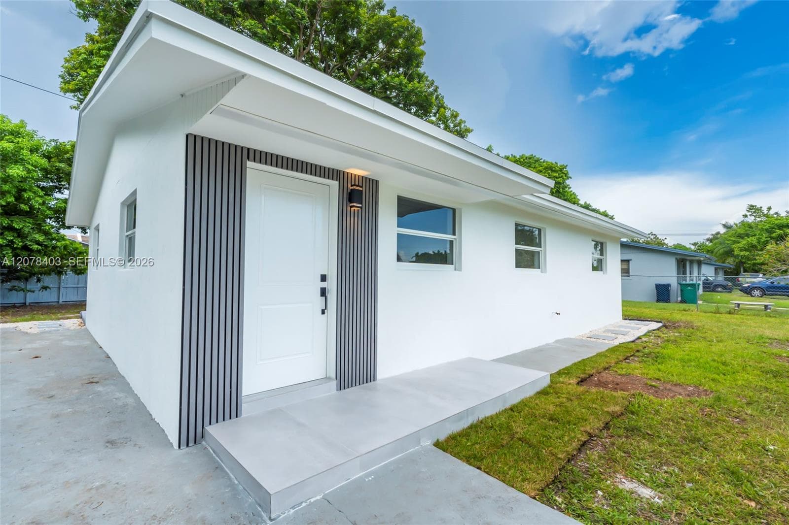 655 SW 6th Ter, Florida City, FL 33034 photo 3