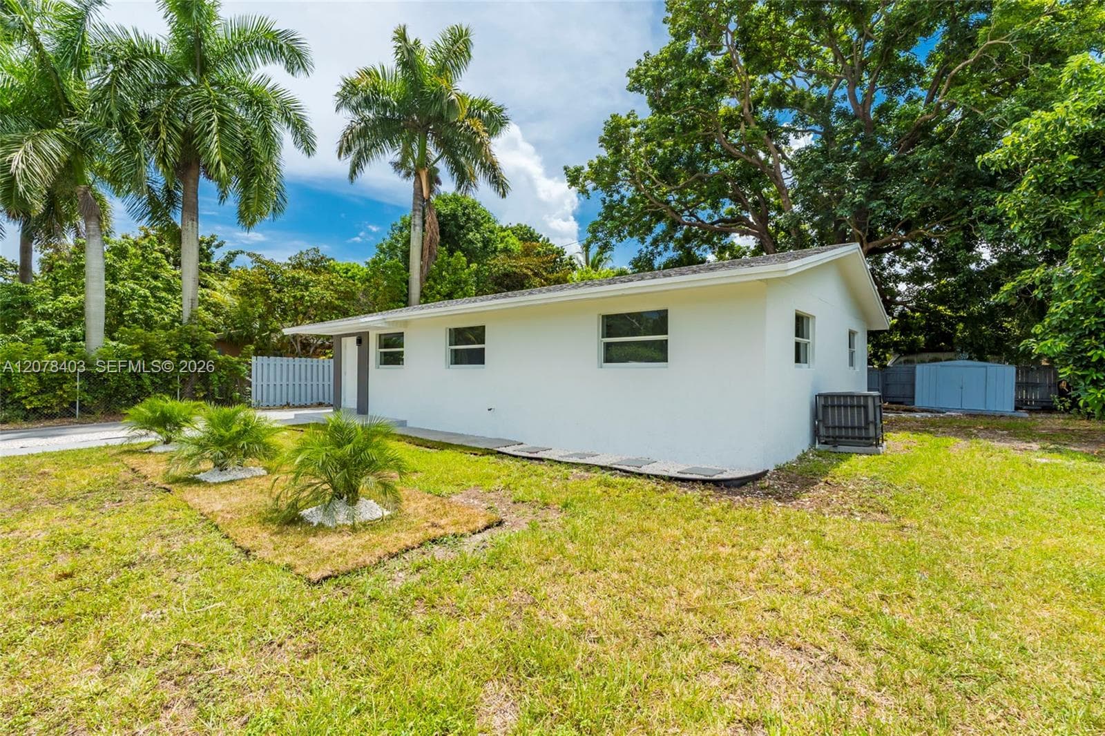 655 SW 6th Ter, Florida City, FL 33034 photo 5
