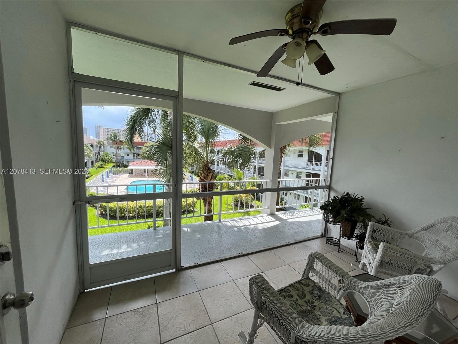 581 Blue Heron Dr # 307-B, Hallandale Beach, FL 33009 photo 5