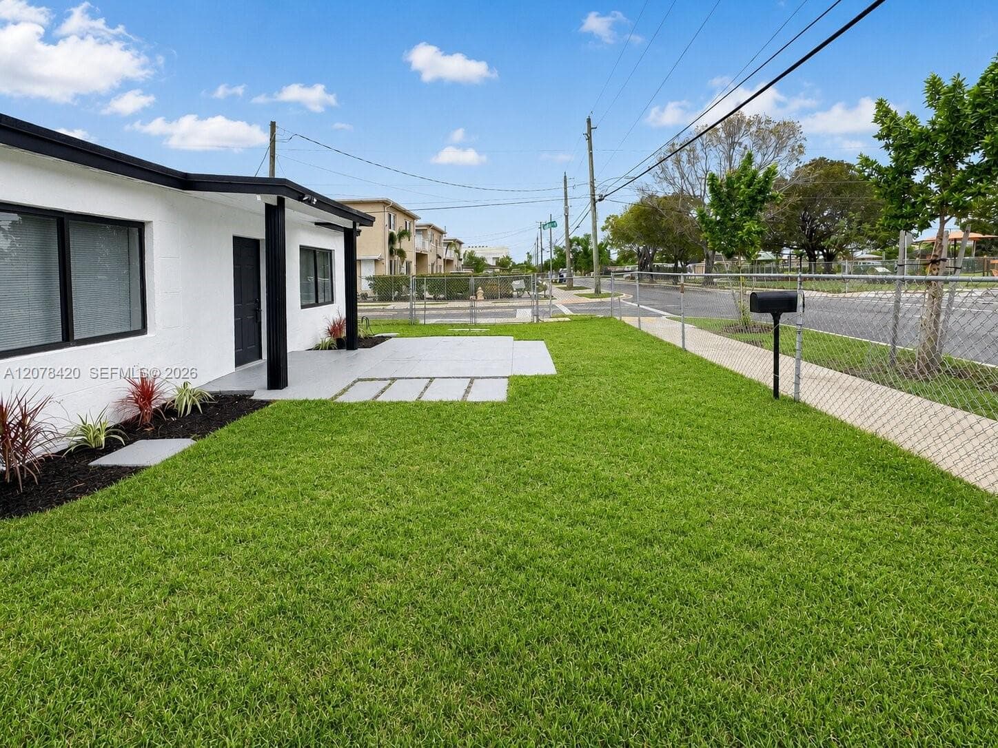 1305 NW 5th Ave, Florida City, FL 33034 photo 2