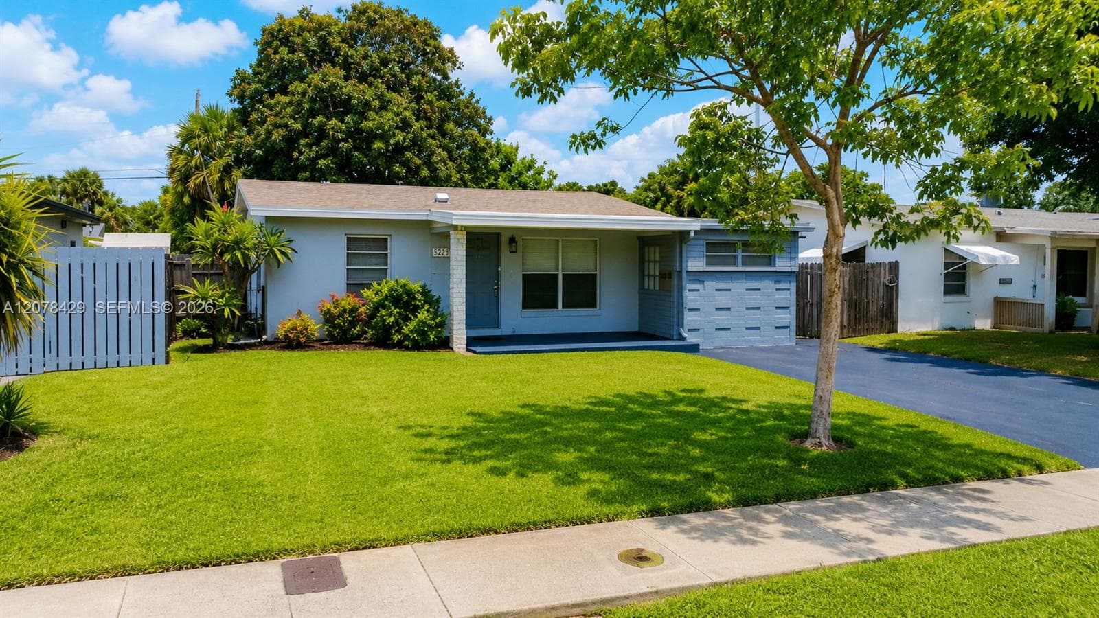 5225 NE 1st Ave, Fort Lauderdale, FL 33334 photo 3