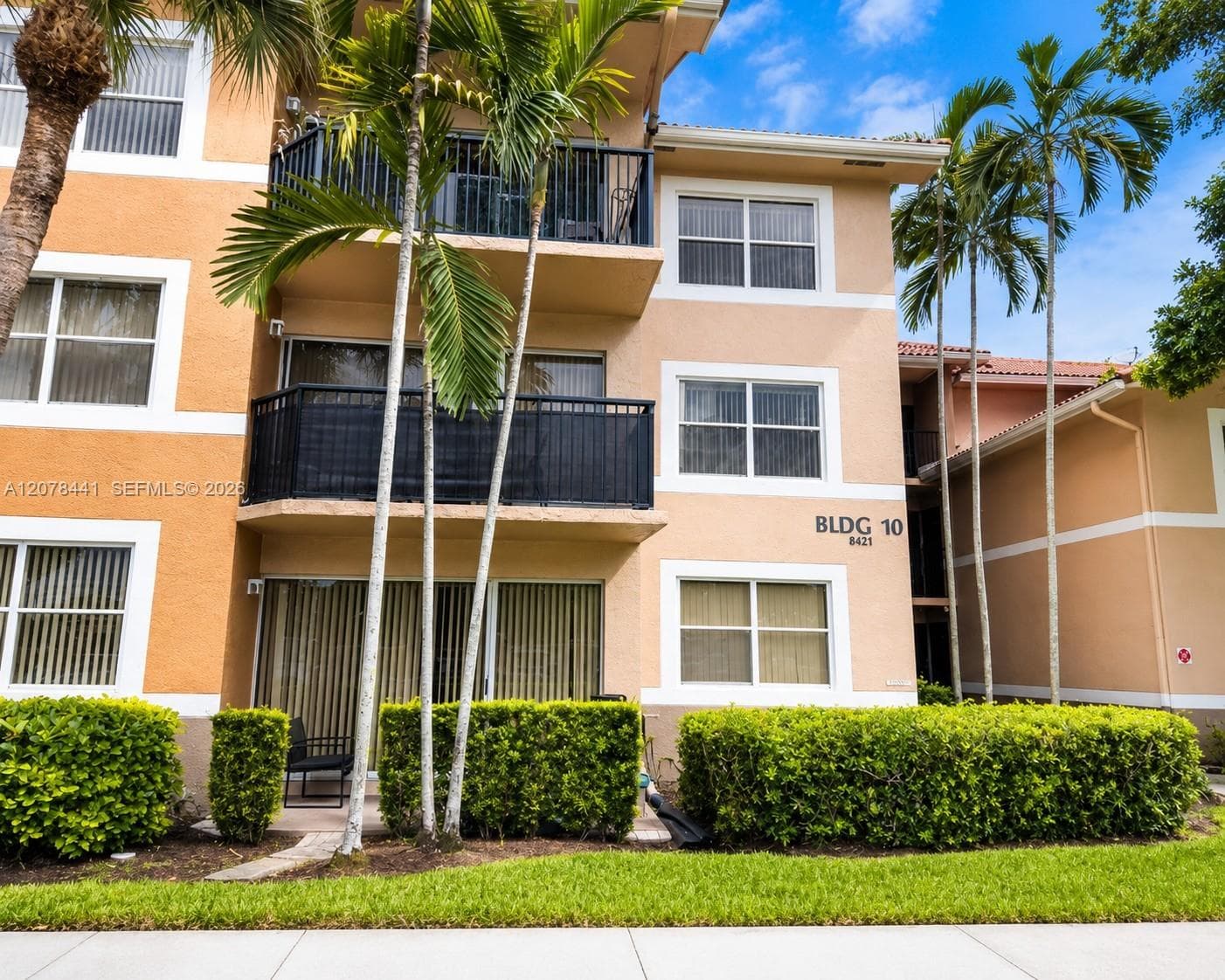 8821 Wiles Rd # 304, Coral Springs, FL 33067 photo 2