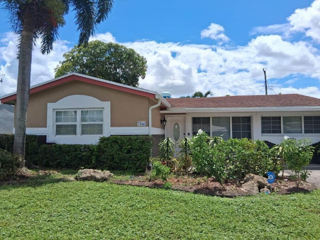 7040 SW 29th Street, Miramar, FL 33023 photo 2