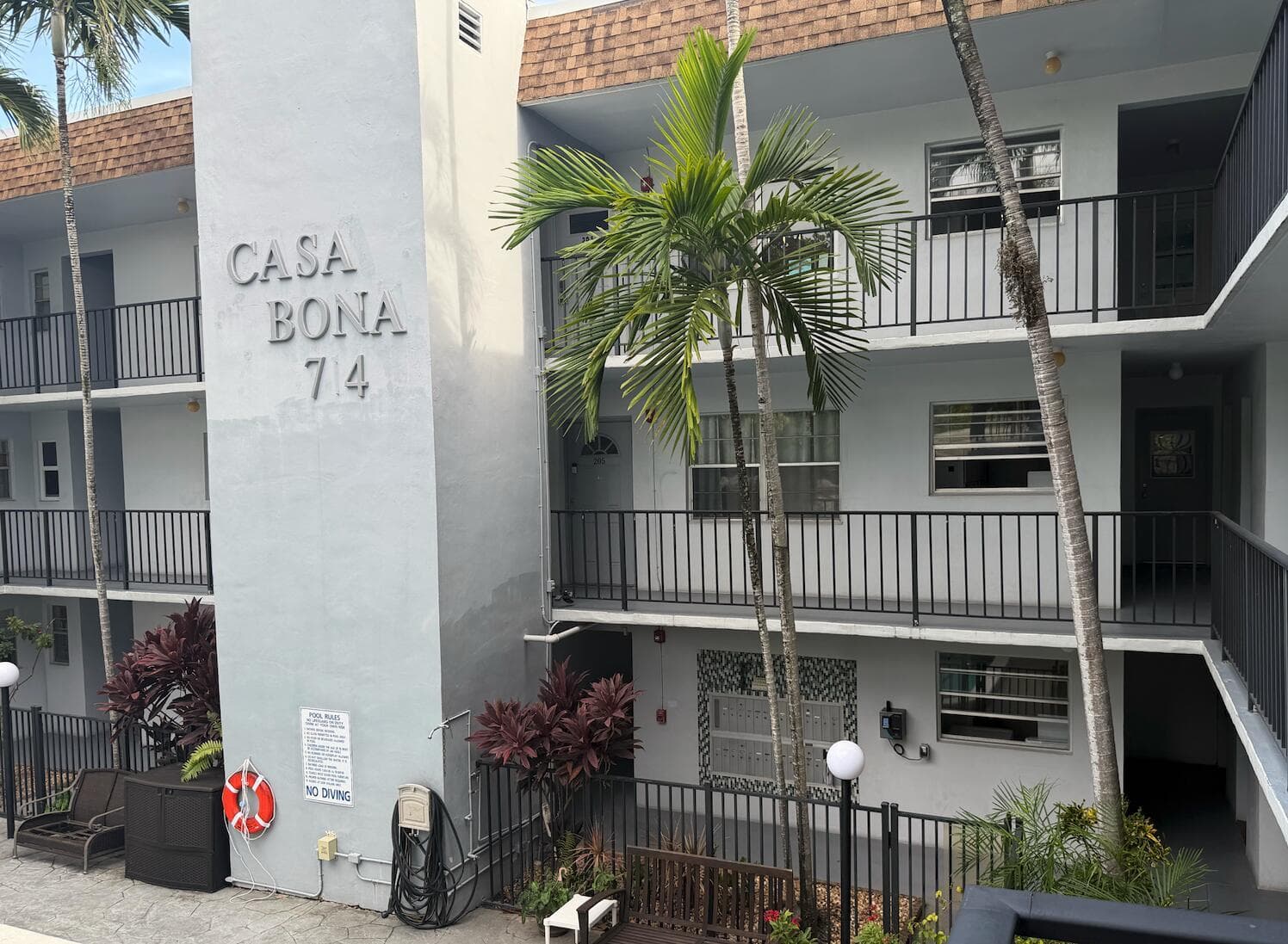 714 NE 10th Street # 205, Hallandale Beach, FL 33009