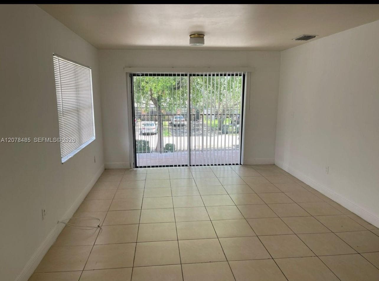 1017 SW 8th St # A, Hallandale Beach, FL 33009 photo 2