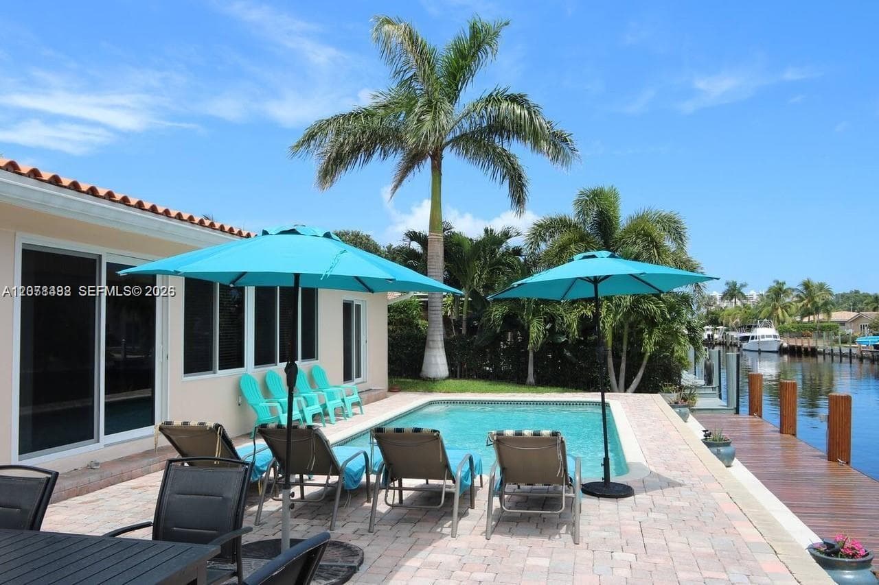 2424 SE 9th St # 2424, Pompano Beach, FL 33062 photo 3