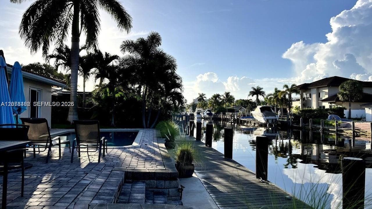 2424 SE 9th St # 2424, Pompano Beach, FL 33062 photo 5