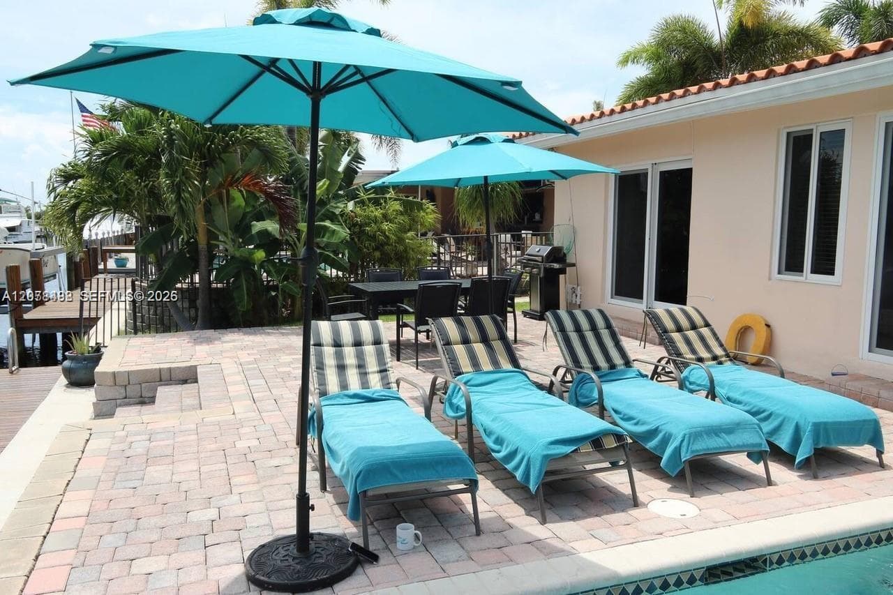 2424 SE 9th St # 2424, Pompano Beach, FL 33062 photo 4