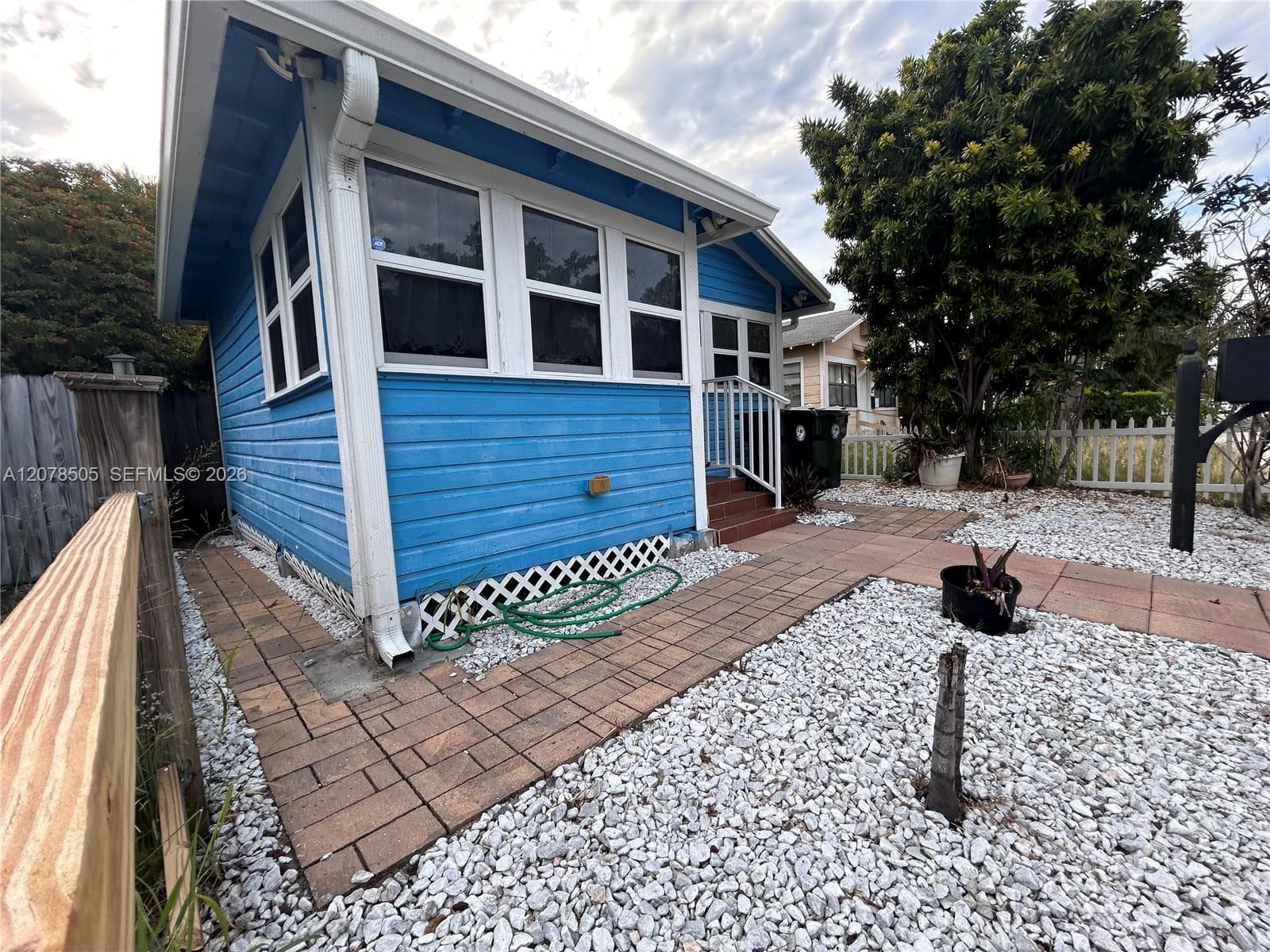 413 S K St, Lake Worth, FL 33460