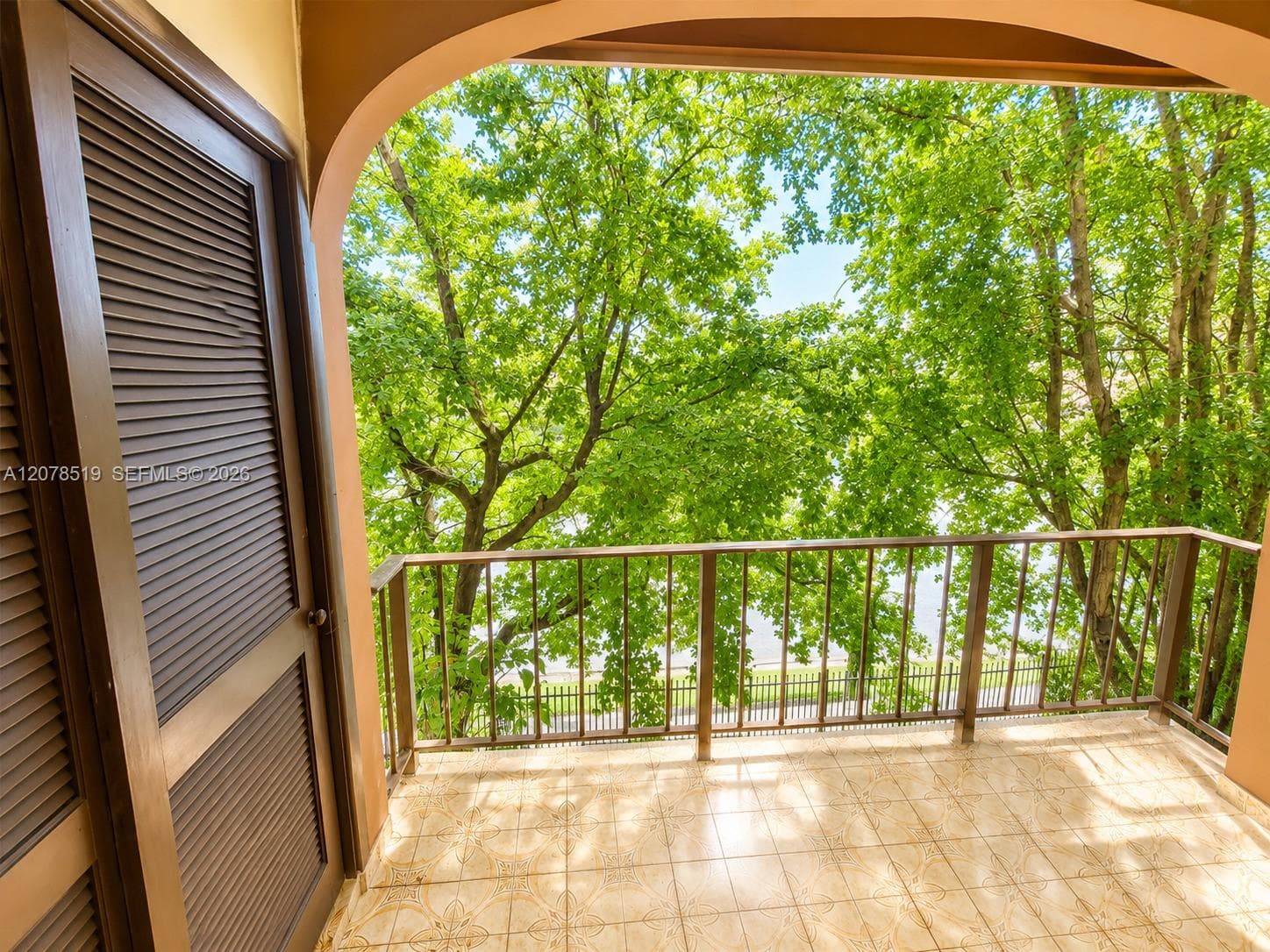 10850 W Flagler St # D314, Sweetwater, FL 33174