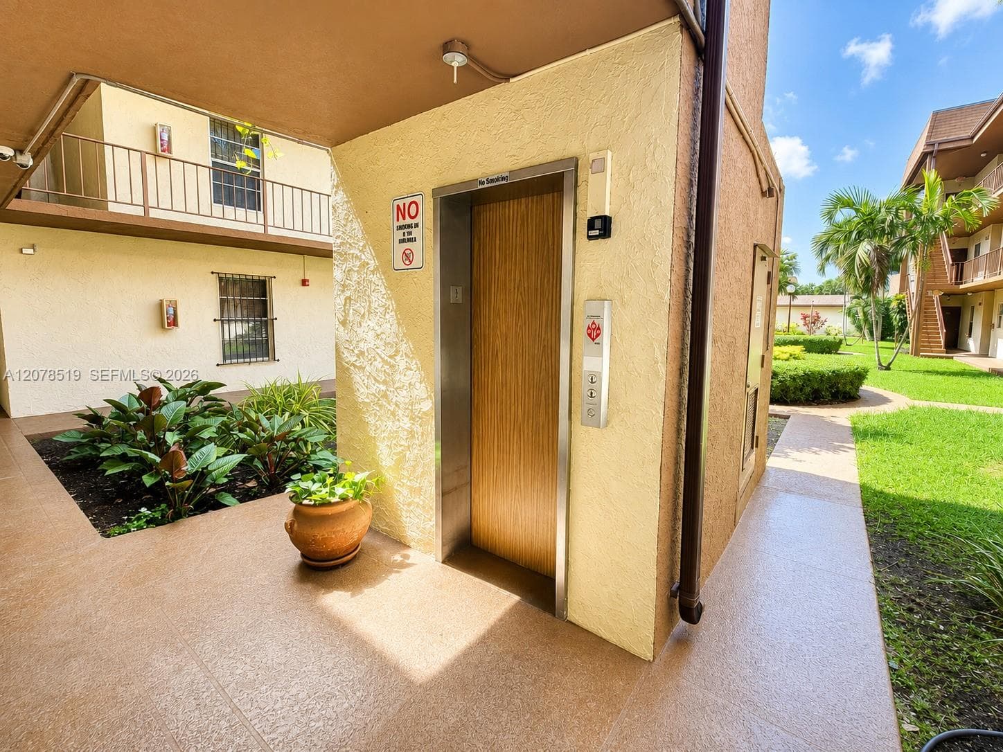 10850 W Flagler St # D314, Sweetwater, FL 33174 photo 4