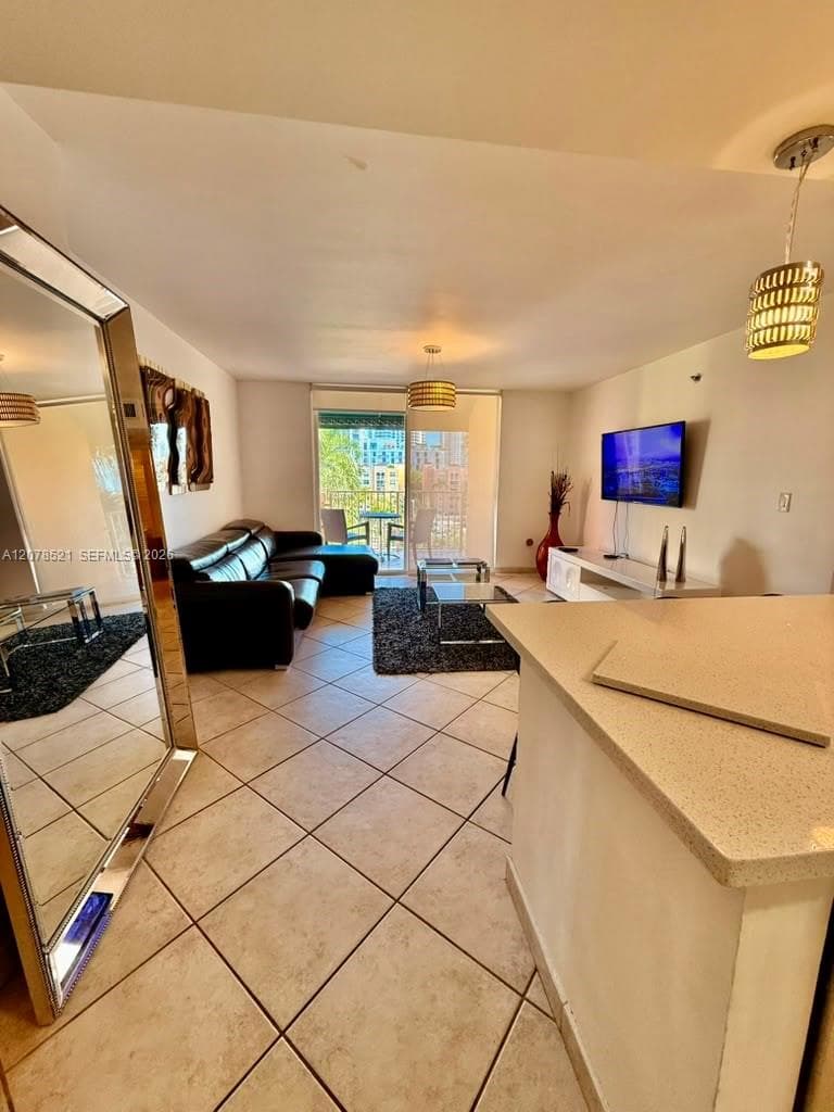 19701 E Country Club Dr # 5605A, Aventura, FL 33180 photo 5