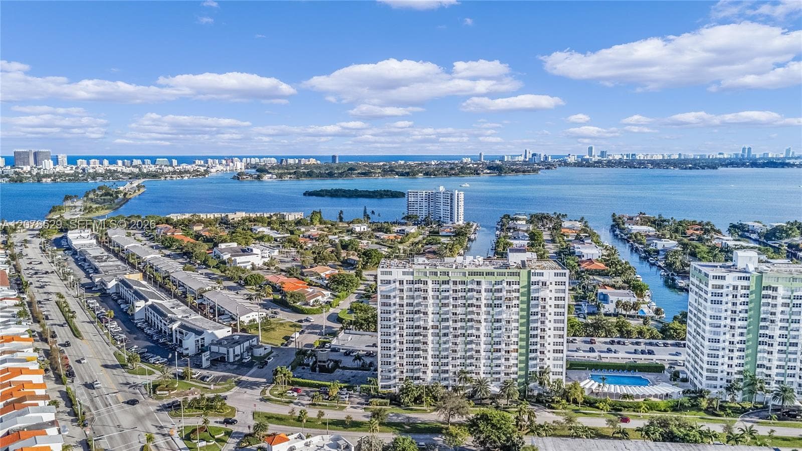 2150 Sans Souci Blvd # B605, North Miami, FL 33181 photo 2