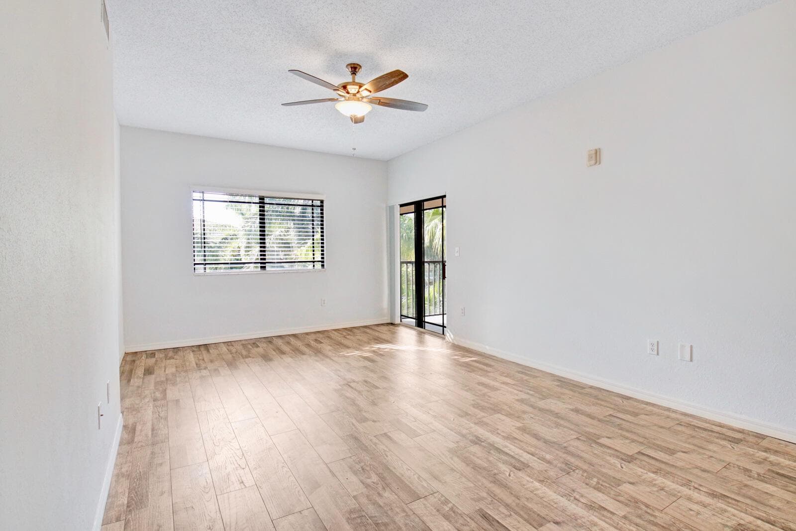 2801 SARENTO Place # 304, Palm Beach Gardens, FL 33410 photo 3